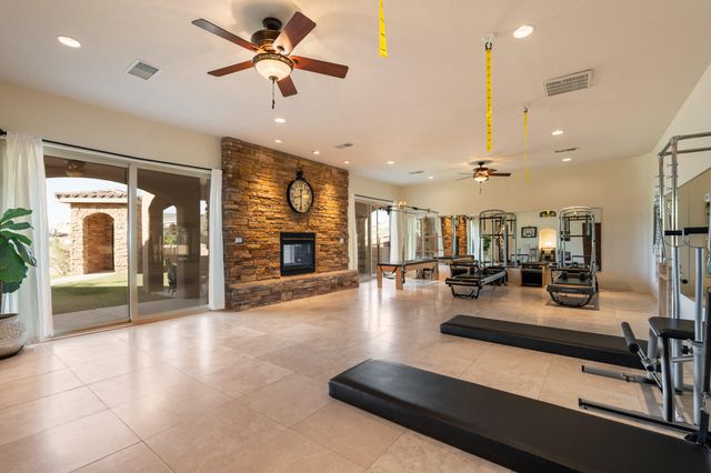 6917 Chapingo Road NE, Rio Rancho, NM 87144