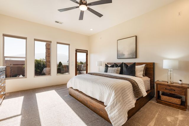 6917 Chapingo Road NE, Rio Rancho, NM 87144