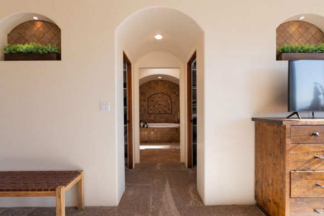 6917 Chapingo Road NE, Rio Rancho, NM 87144