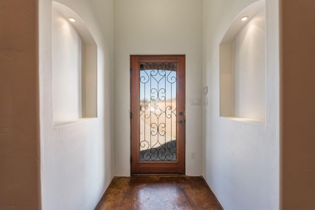 6917 Chapingo Road NE, Rio Rancho, NM 87144