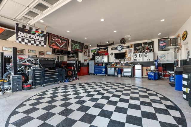 6917 Chapingo Road NE, Rio Rancho, NM 87144