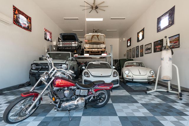 6917 Chapingo Road NE, Rio Rancho, NM 87144