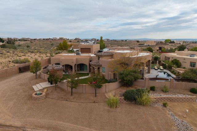 6917 Chapingo Road NE, Rio Rancho, NM 87144