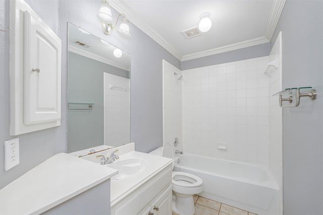 8444 Parkdale Drive, North Richland Hills, TX 76182