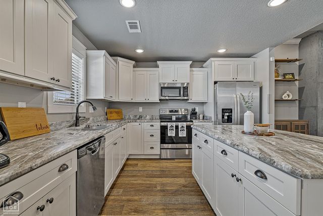 116 Samantha Drive, Brookland, AR 72417