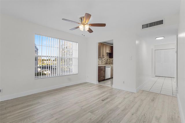 8205 NW 61st Street 218, Tamarac, FL 33321