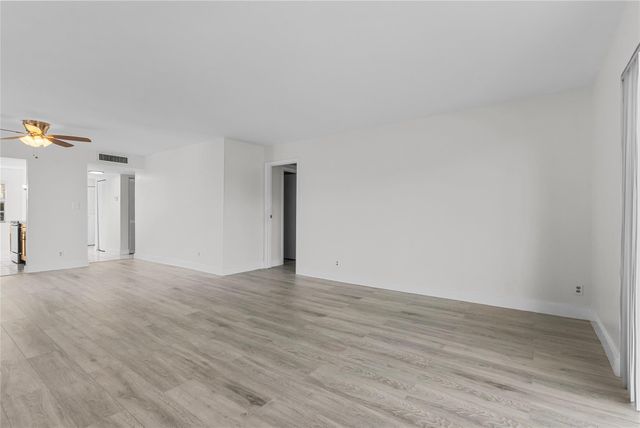 8205 NW 61st Street 218, Tamarac, FL 33321