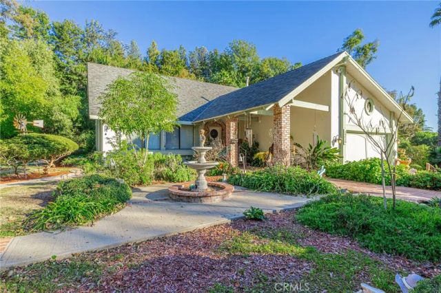 30642 Gilmour, Castaic, CA 91384