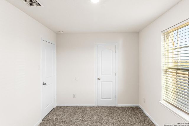 6503 Thorpe Hollow, Converse, TX 78109