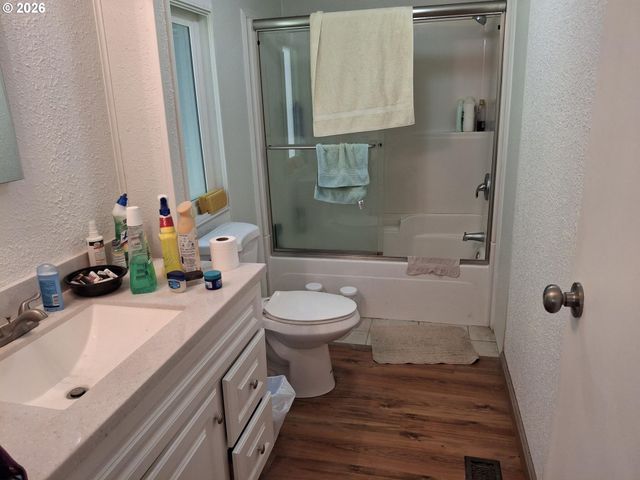 69127 WILDWOOD Rd 46, North Bend, OR 97459