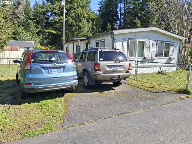 69127 WILDWOOD Rd 46, North Bend, OR 97459