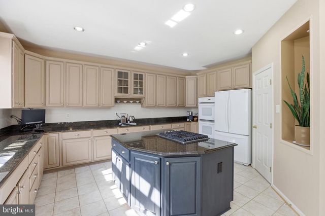 24213 HAILEY DR, Damascus, MD 20872