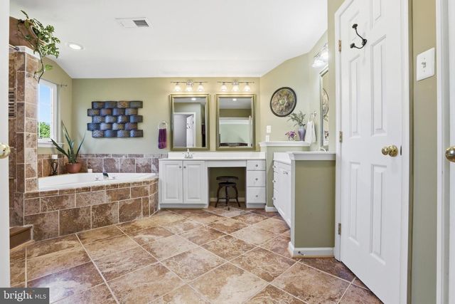 24213 HAILEY DR, Damascus, MD 20872