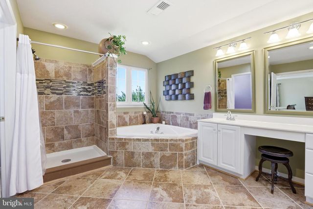24213 HAILEY DR, Damascus, MD 20872
