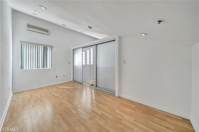 4477 Woodman Avenue 305, Sherman Oaks, CA 91423