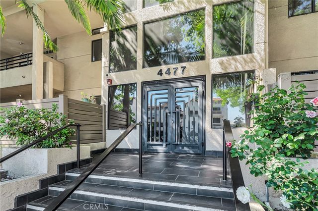 4477 Woodman Avenue 305, Sherman Oaks, CA 91423