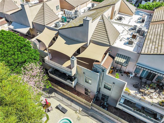 4477 Woodman Avenue 305, Sherman Oaks, CA 91423