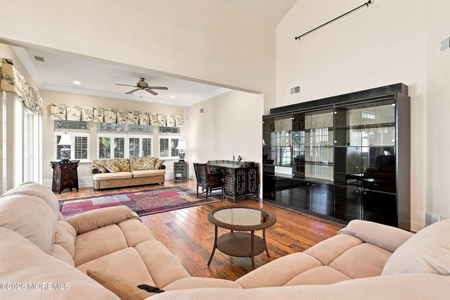 5 Sea Bright Way, Waretown, NJ 08758