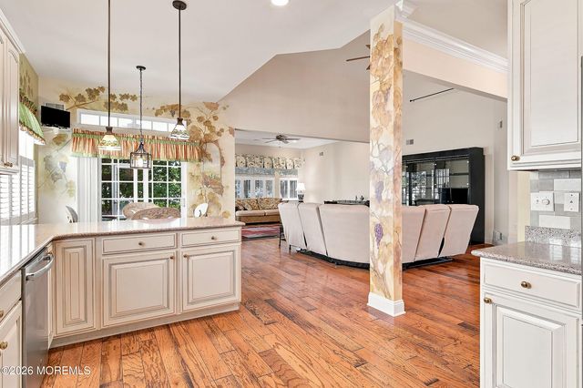 5 Sea Bright Way, Waretown, NJ 08758
