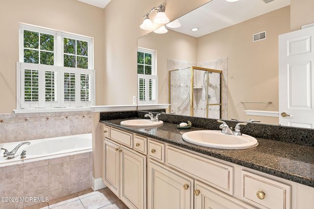 5 Sea Bright Way, Waretown, NJ 08758