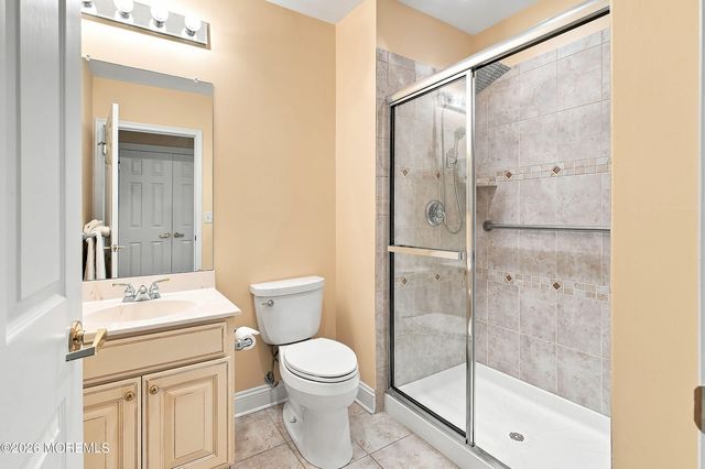 5 Sea Bright Way, Waretown, NJ 08758