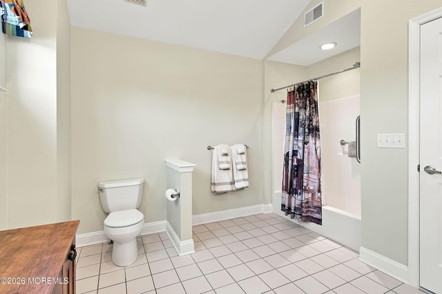 5 Sea Bright Way, Waretown, NJ 08758