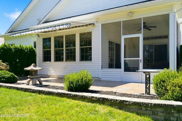 5 Sea Bright Way, Waretown, NJ 08758