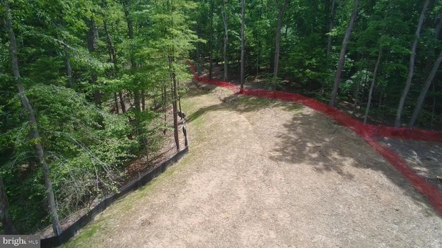 9952 BENT TREE LN, Manassas, VA 20111