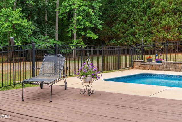 11912 Pembridge Lane, Raleigh, NC 27613
