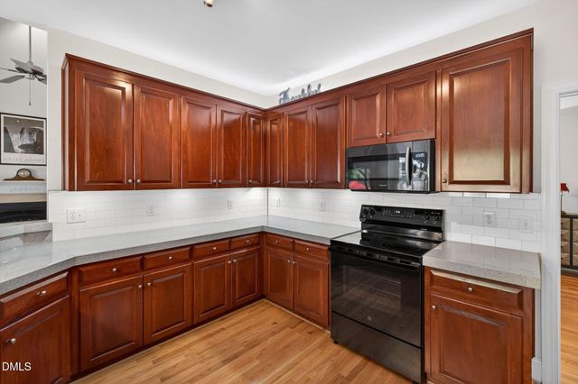 11912 Pembridge Lane, Raleigh, NC 27613