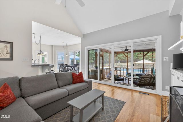 11912 Pembridge Lane, Raleigh, NC 27613