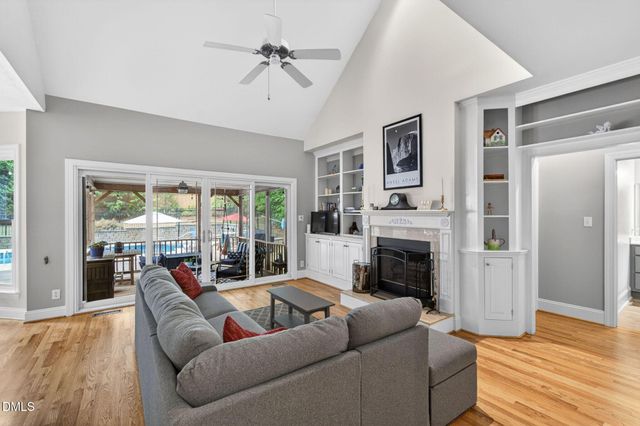 11912 Pembridge Lane, Raleigh, NC 27613