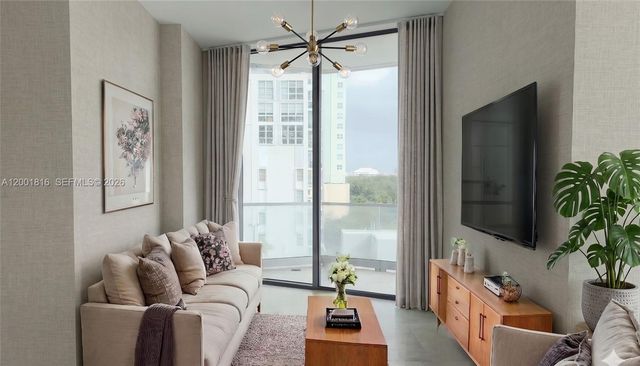 175 SE 25 RD 504, Miami, FL 33129