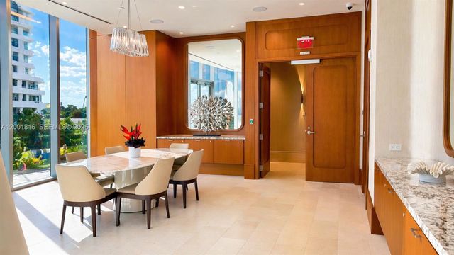 175 SE 25 RD 504, Miami, FL 33129