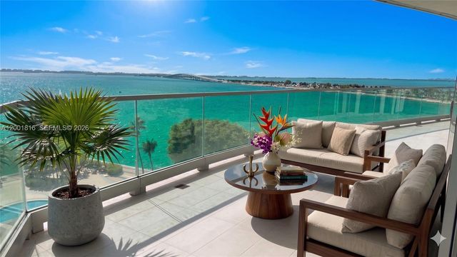 175 SE 25 RD 504, Miami, FL 33129