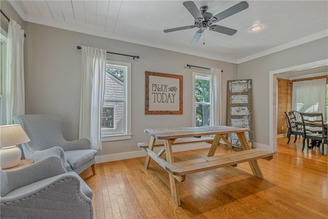 603 Guernsey Street, College Station, TX 77840