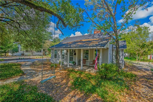 603 Guernsey Street, College Station, TX 77840