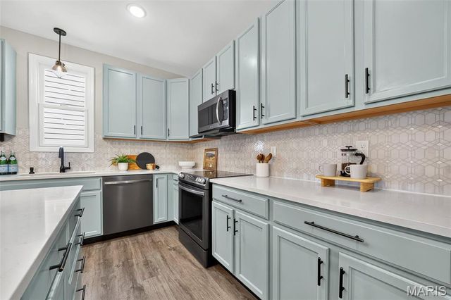 338 Tiber Place, St Charles, MO 63301
