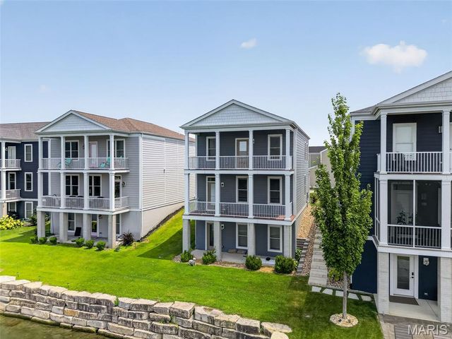 338 Tiber Place, St Charles, MO 63301