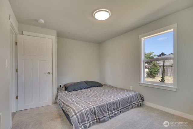 17001 4th Avenue S, Spanaway, WA 98387