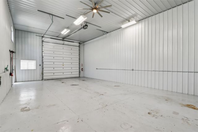 1174 Capital Drive SW B, Cedar Rapids, IA 52404