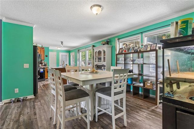 3290 Poplar DR, Smithfield, VA 23430