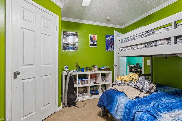 3290 Poplar DR, Smithfield, VA 23430