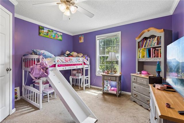 3290 Poplar DR, Smithfield, VA 23430