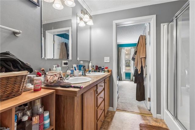 3290 Poplar DR, Smithfield, VA 23430