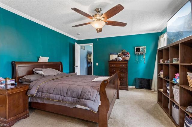 3290 Poplar DR, Smithfield, VA 23430