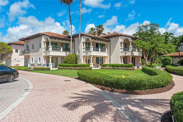 15512 Fisher Island Dr 15512, Miami Beach, FL 33109