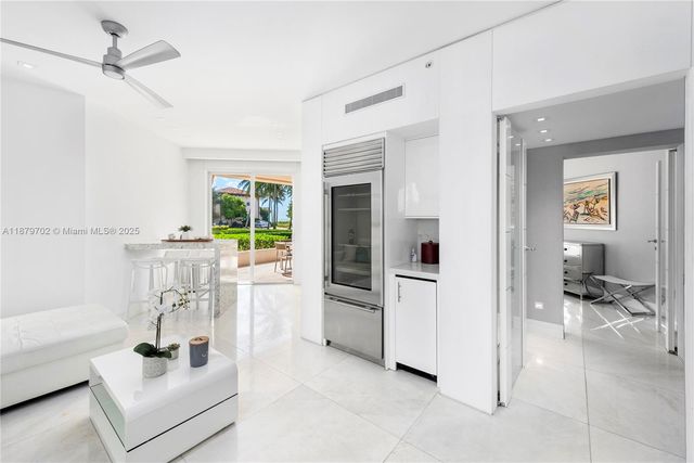 15512 Fisher Island Dr 15512, Miami Beach, FL 33109