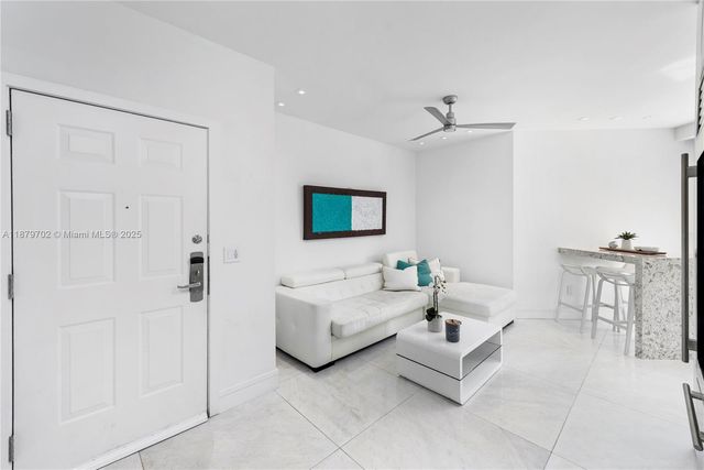 15512 Fisher Island Dr 15512, Miami Beach, FL 33109