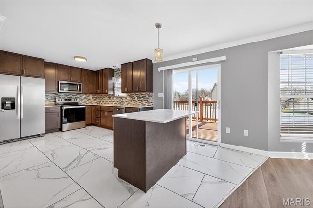 901 Silverlink Drive, O'fallon, IL 62269